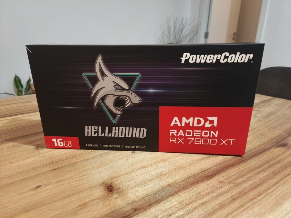 Placa Gráfica AMD Radeon RX 7800 XT 16gb