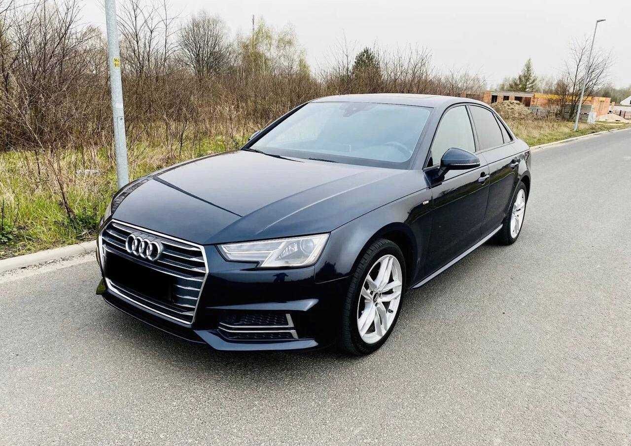 Продам Audi A4 2017 года