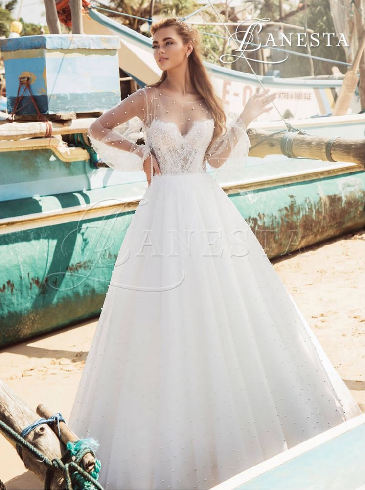 Свадебное платье Lanesta Corte Италия кружево жемчуг рукав весільна