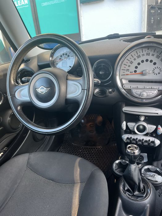 Mini One D em muito bom estado