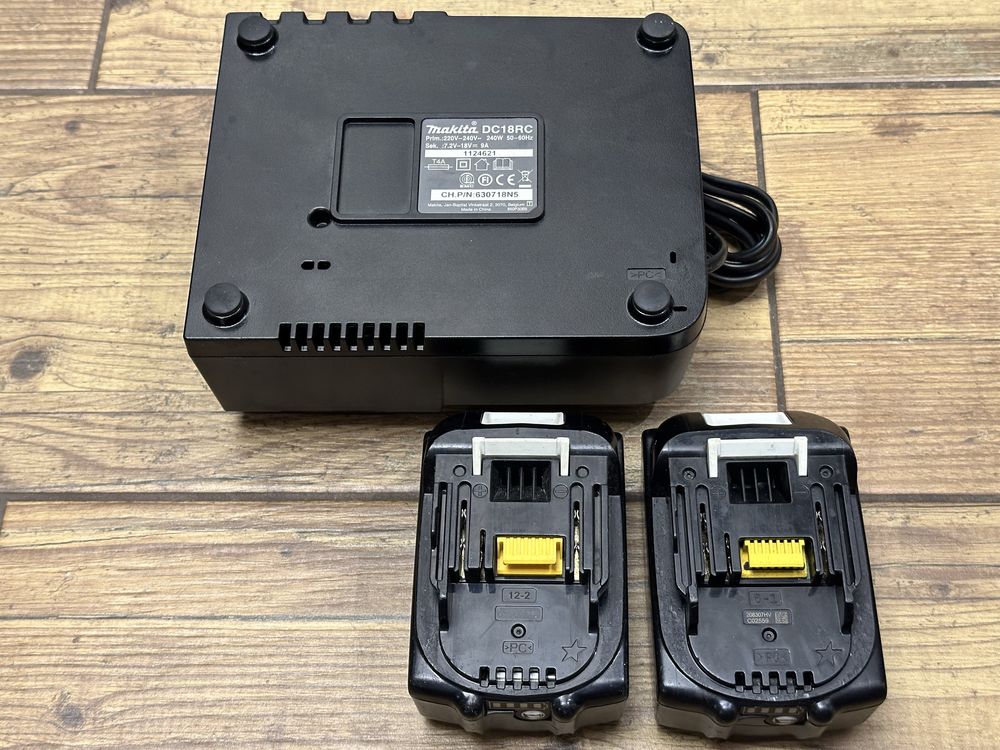 Zestaw Makita: 2x Akumulator 5.0Ah + szybka Ładowarka DC18RC