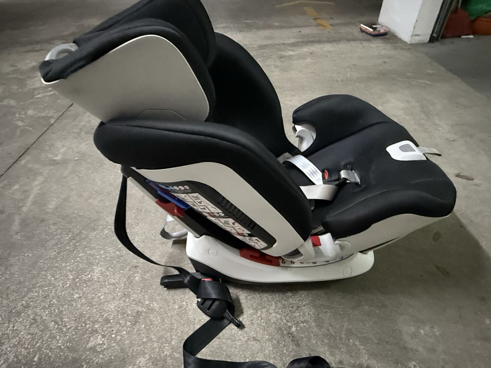 Cadeira Auto - Chicco grupo 0, 1 e 2. - Isofix