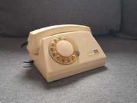 Stary telefon stacjonarny RWT Aster 72