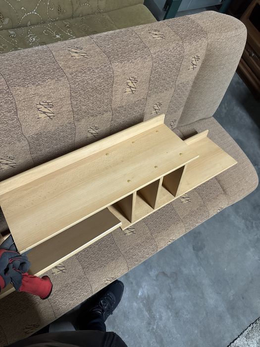 Półki / szafki wiszące