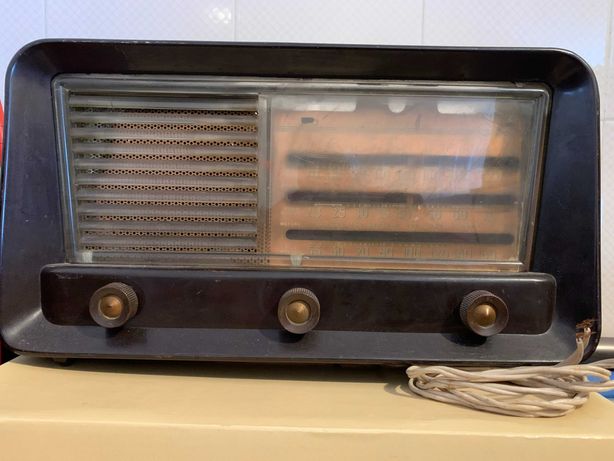 Ocasião por 35€ - Radio de 1948 PHILCO PHILADELPHIA sem tampa traseira