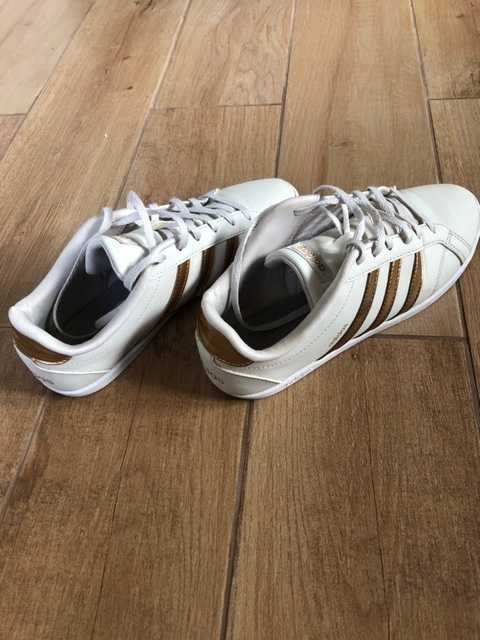 adidas court damskie r. 40 2/3 dł wkładki 25,5 cm kremowe