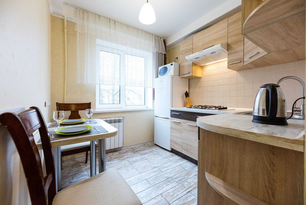 2К квартира Дарницька площа, Дарниця , Чернігівська 3поверх