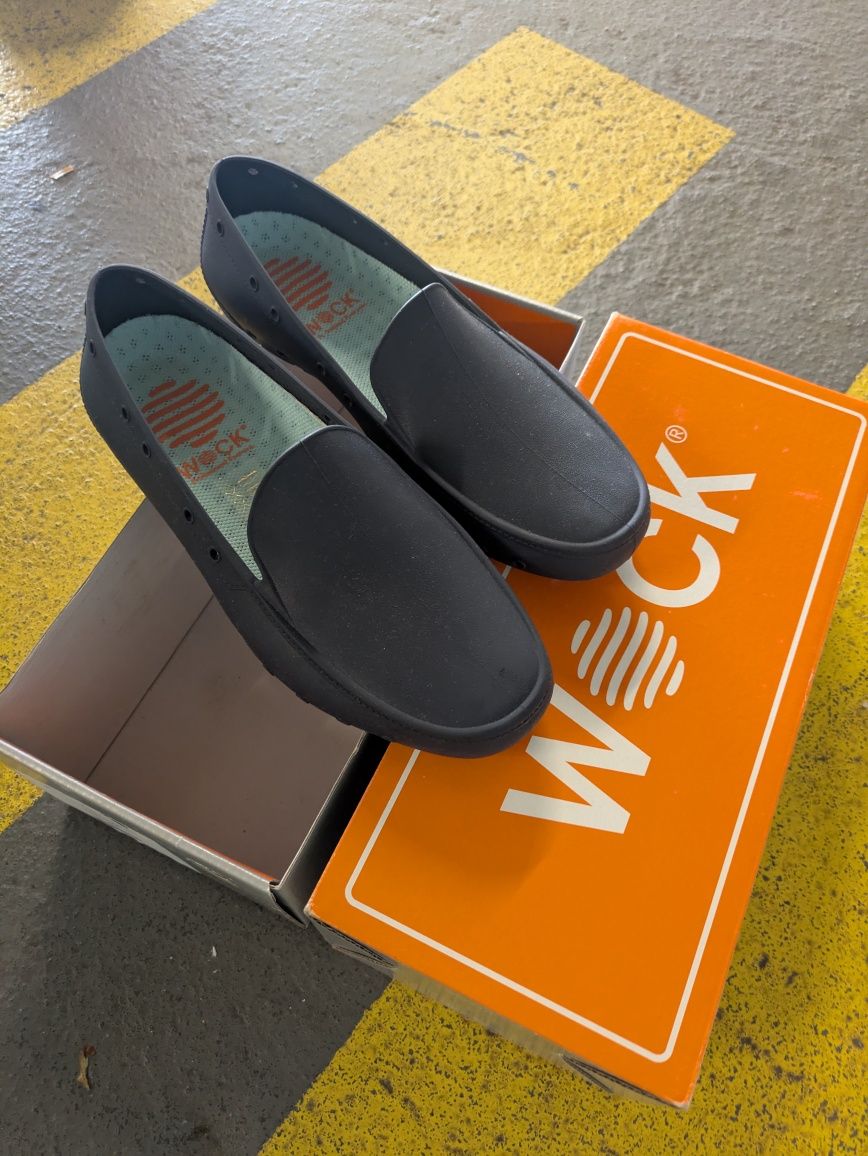 Sapatos Wock tam36 NOVOS