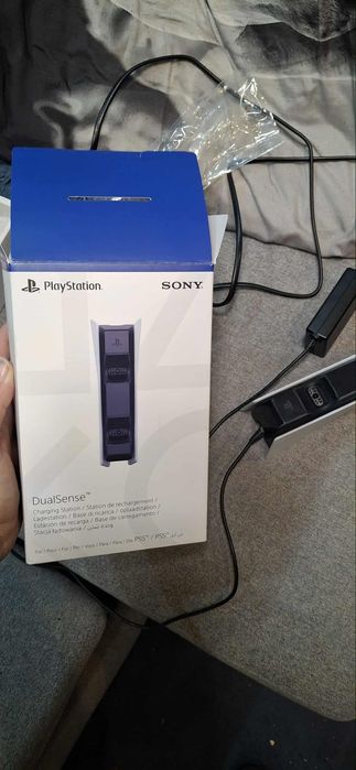 Stacja ładująca do padów ps5