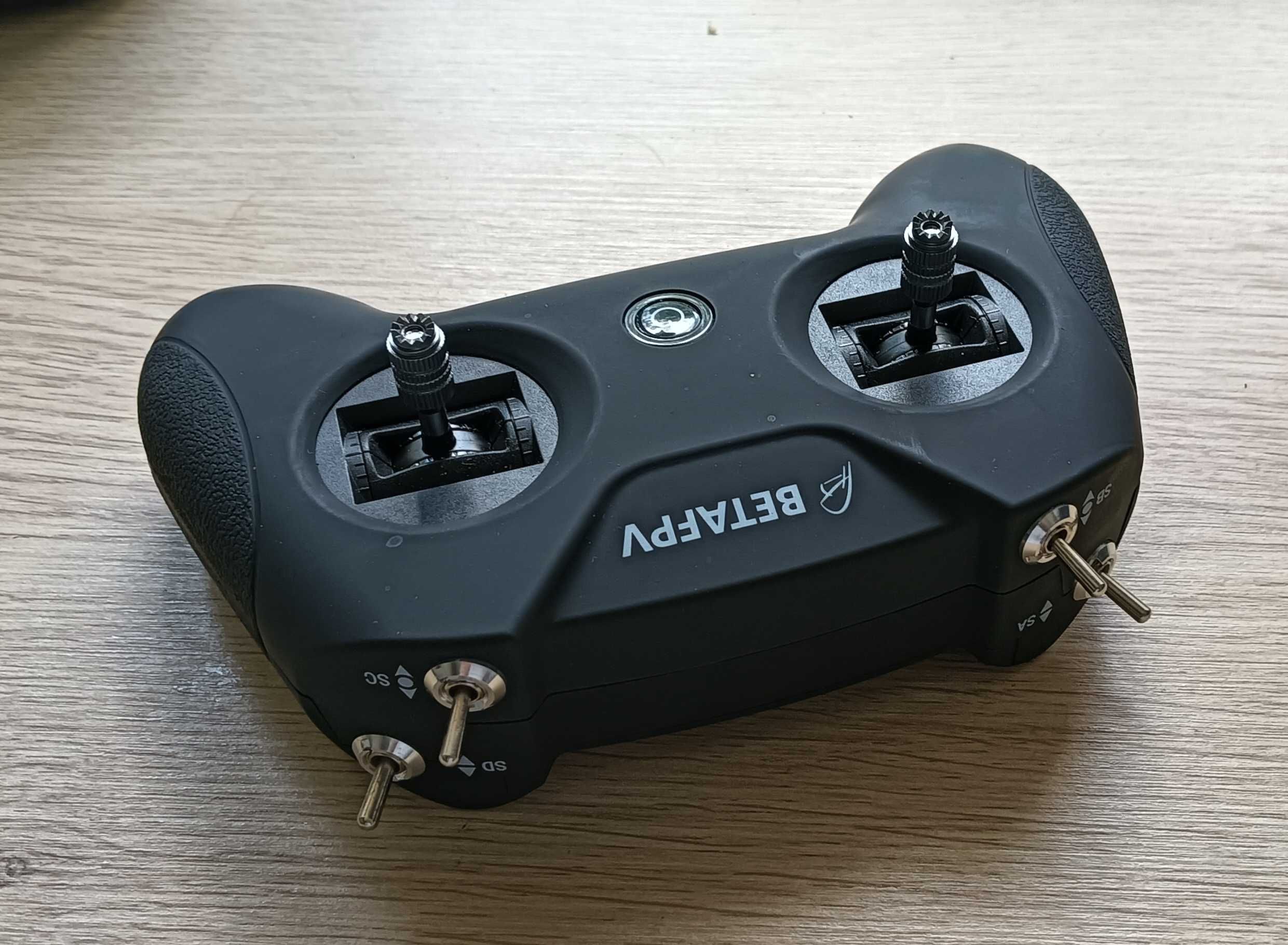 Dron Betafpv Aquila 16 z zestawem