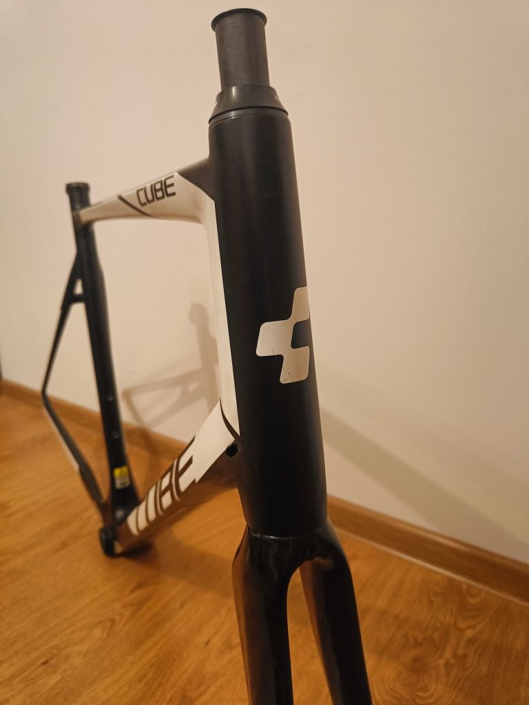 Frameset szosowy Cube Attain Race GTC 62cm (rama+widelec)