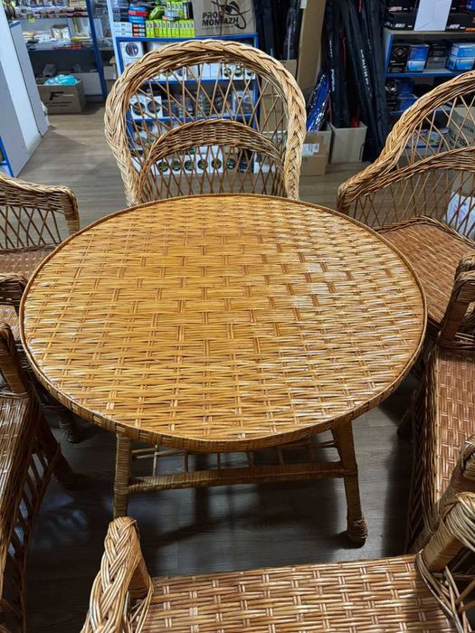 Продам плетеную мебель