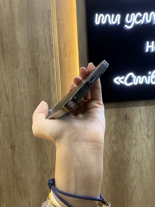 Б/у IPHONE 13Pro Max 256 Graphite Neverlock Костюшка,5 igrand