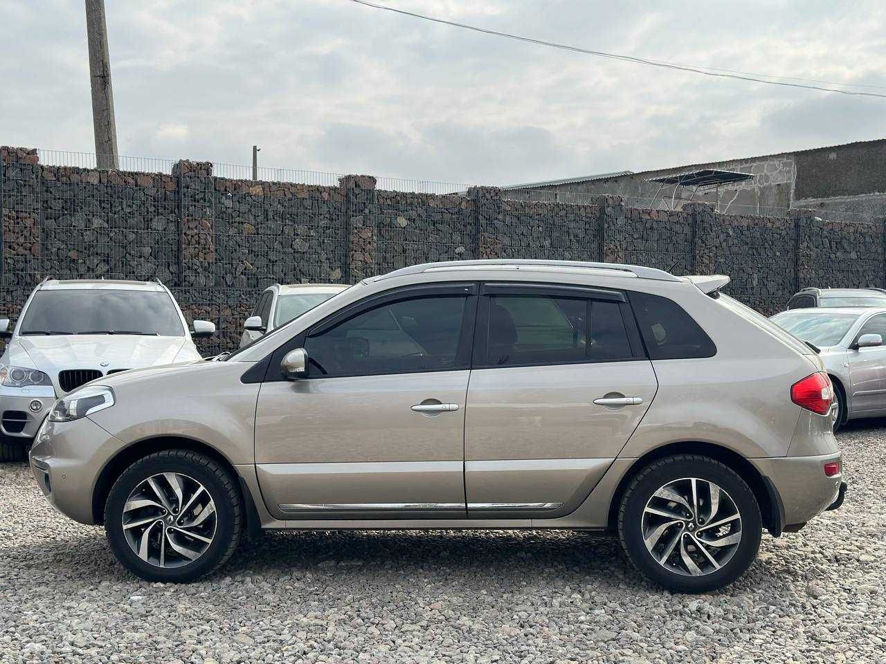 Авто Renault Koleos 2013