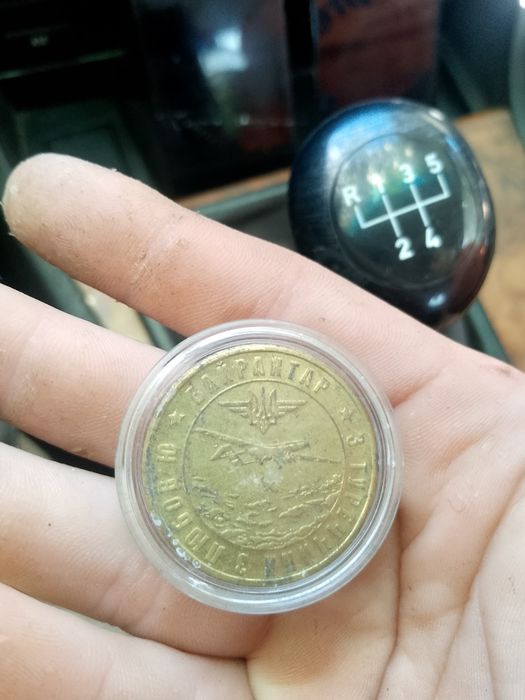 Продається монета