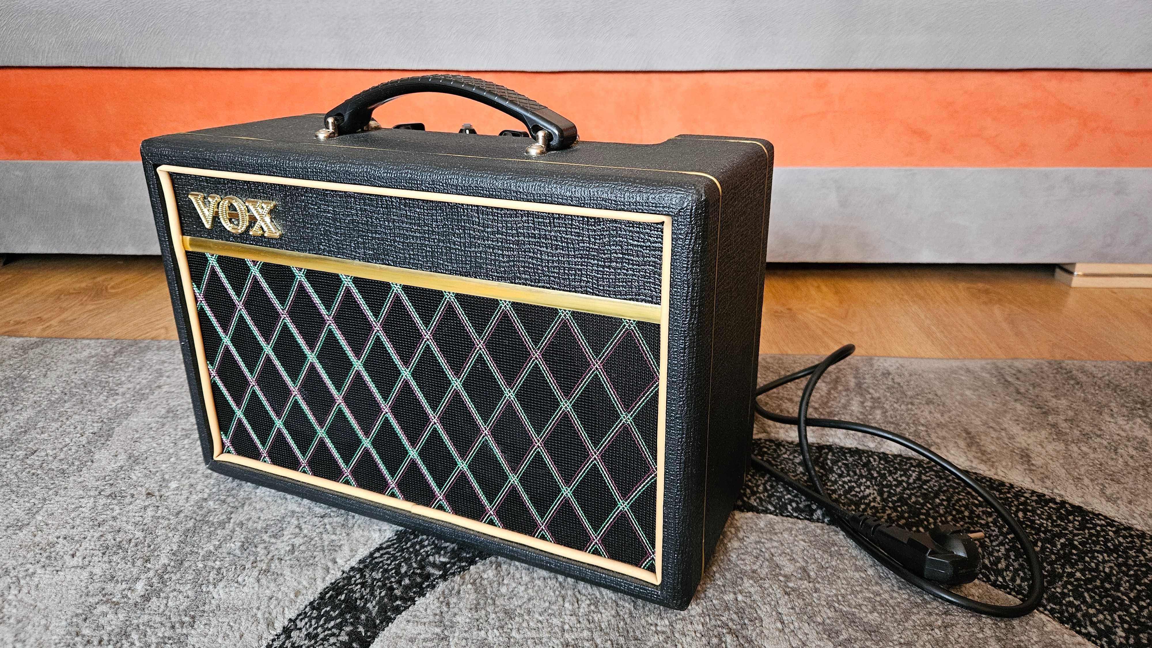 Piec basowy Vox 15W jak nowy!