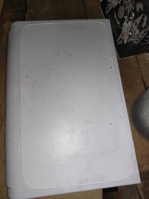 Крышка запчасть панель стиральной машинки Indesit