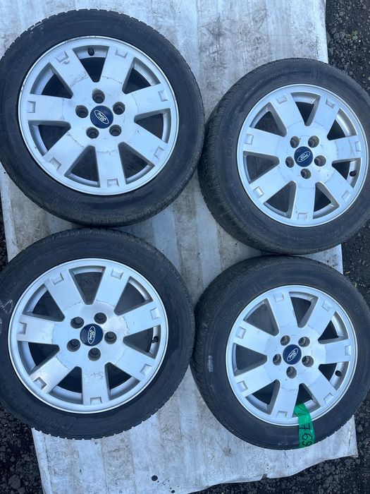 Felgi aluminiowe Ford 16 5x108 bez opon
