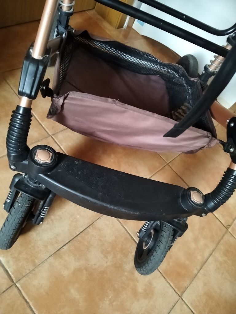 Carrinho de bebé