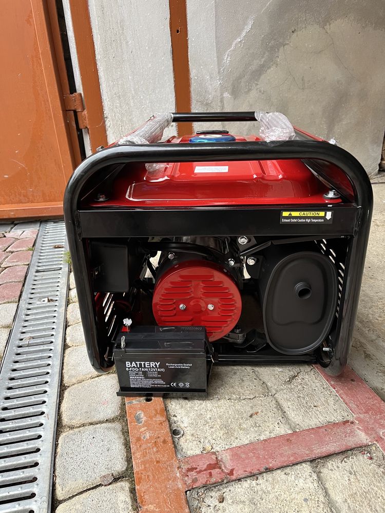 Генератор Powertech PT 8500 WE