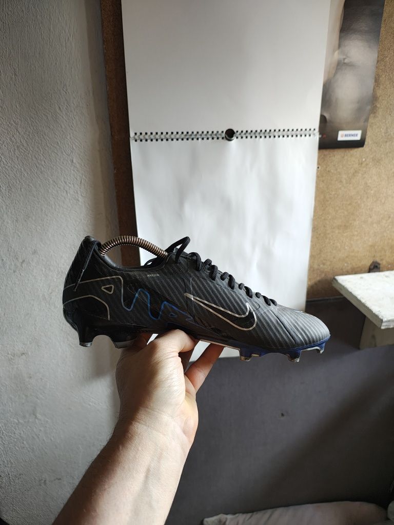 Korki pół profesjonalne Nike Mercurial Air Zoom. Rozmiar 42.5