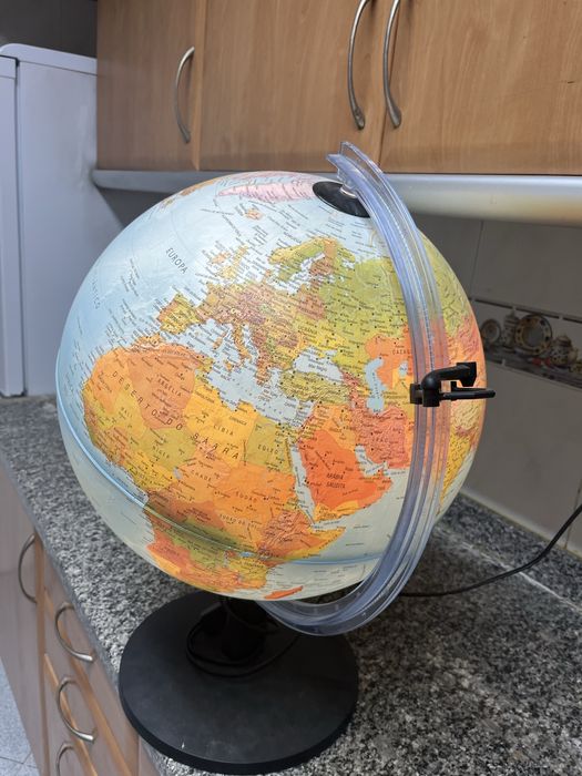 Globo com iluminação