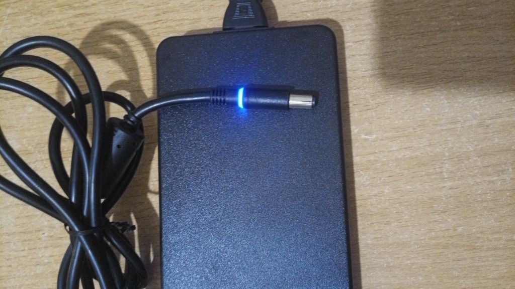 Блок питания, зарядное 19,5V 12,3A  7.4x5.0 Dell (Flextronics)