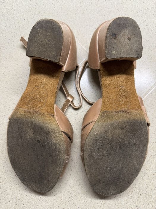 Дитячі туфлі для танцю