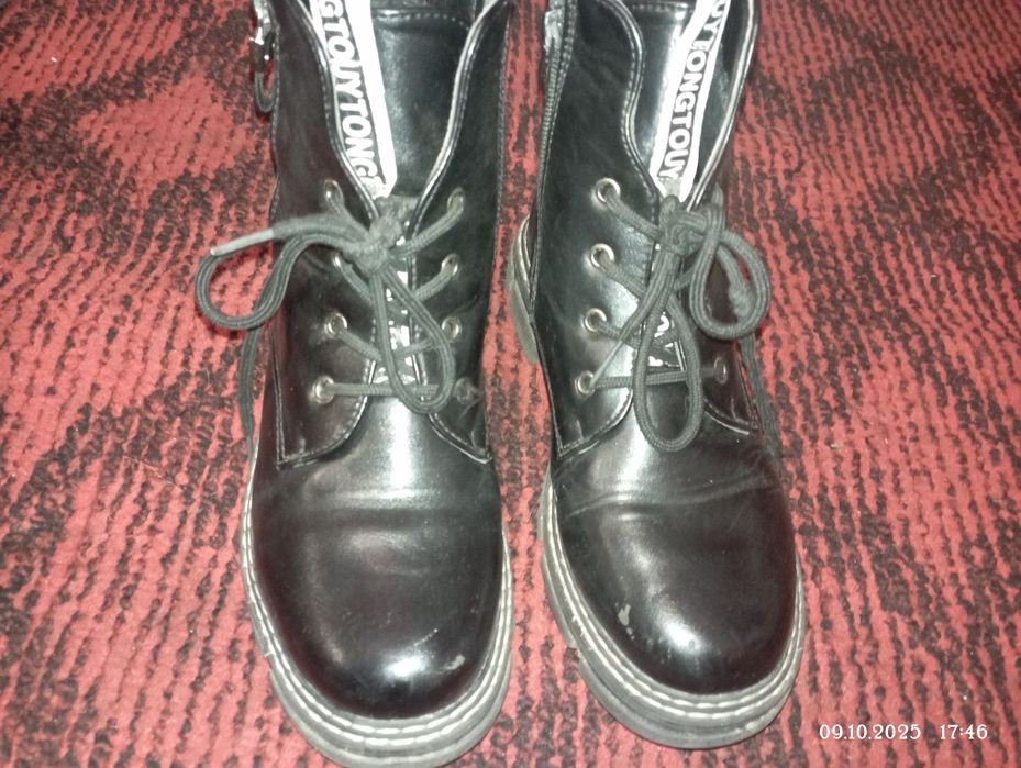 Ботінки/черевики