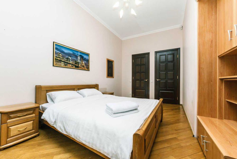 5к Михайлівська 15, Майдан, Крещатик, паркування