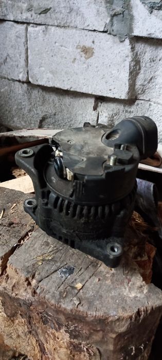 Продам гениратор Ауди. 120Ам.