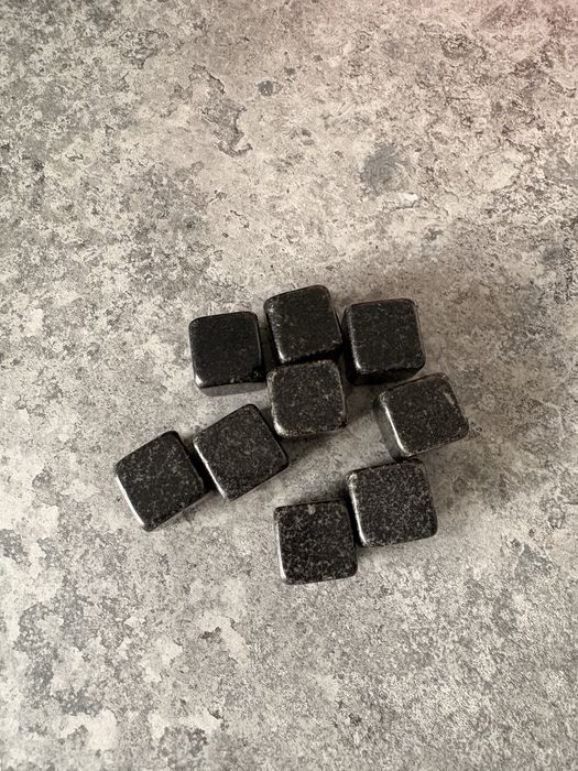 Whisky stones kamienie do whisky mrozenia kostki kamienne
