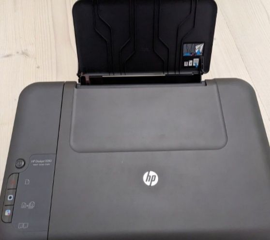 Принтер HP Deskjet 1050A