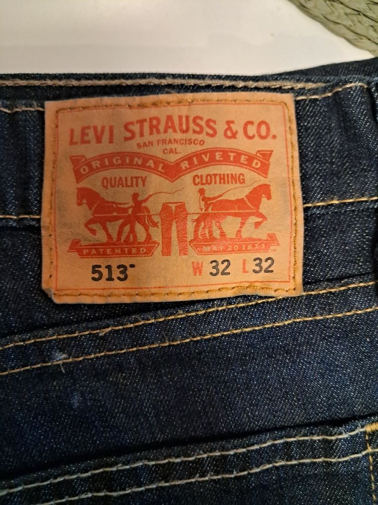 Spodnie jeans Levis Strauss  513  rozm 32/32  Nowe!