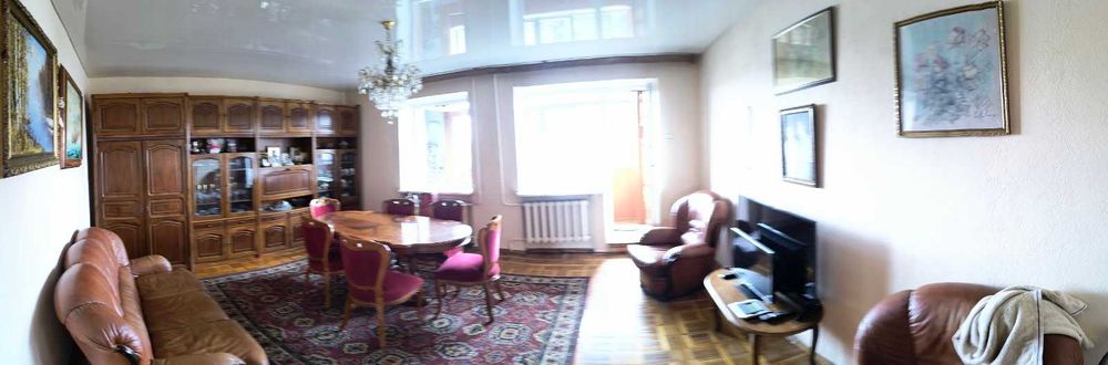 Продам 3 кім.квартиру у  Центрі  68000$