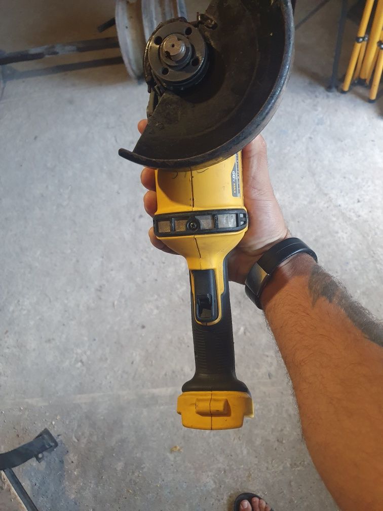 Болгарка dewalt DCG 418N DCG414 150/125mm