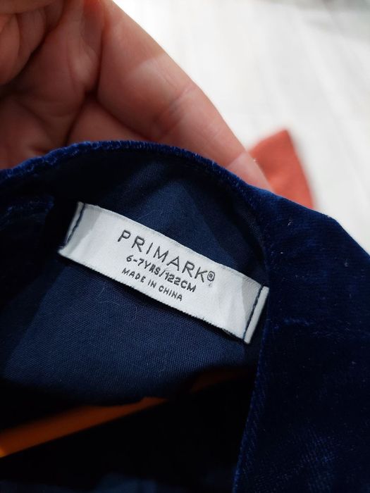 Святкова блискуча сукня Primark для дівчинки зр.122см
