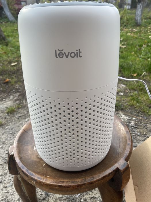Продам очищувач повітря Levoit Core Mini.