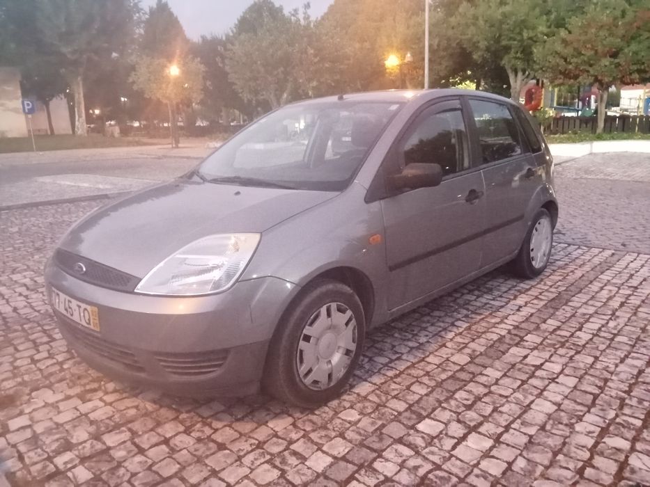 Ford fiesta mk5 econômico