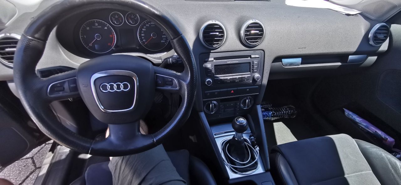 Audi A3 - sportback 2.0 - 140cv