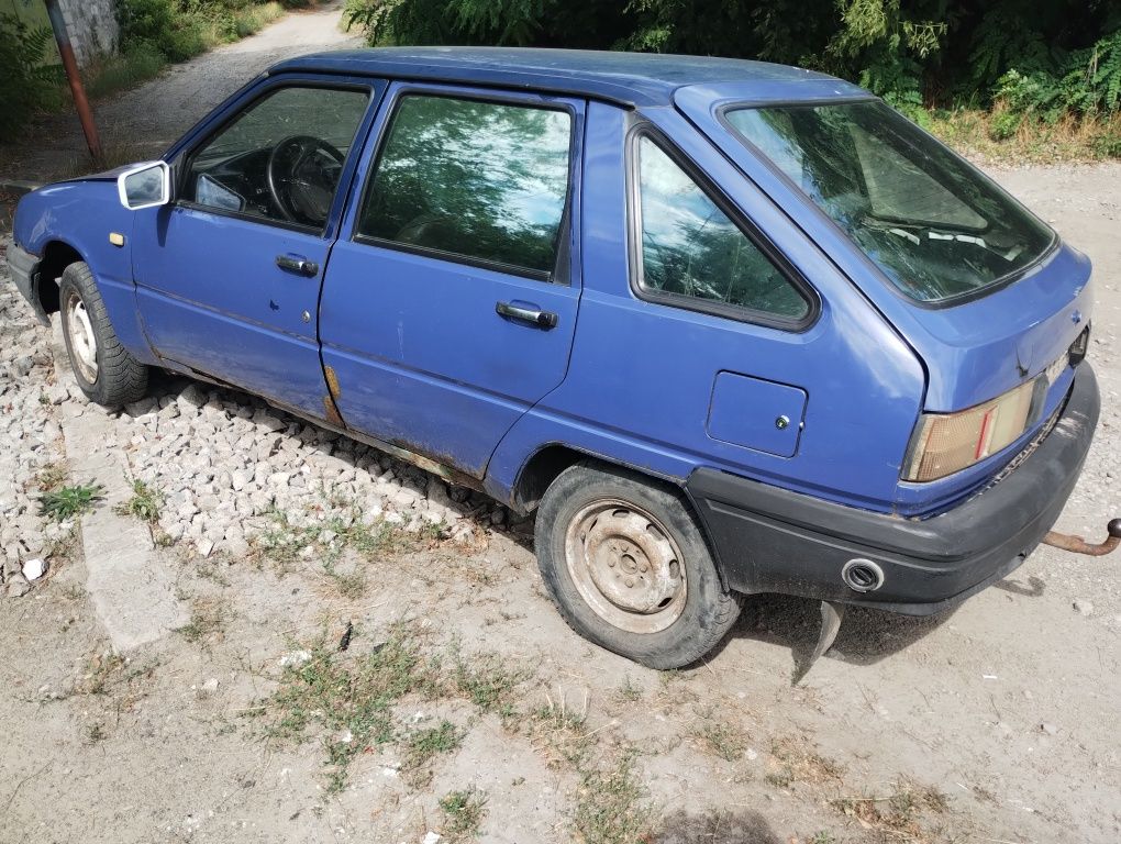 Автомобиль ИЖ 2126 ГБО