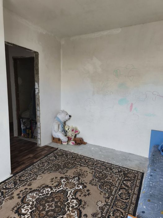 Продам 3-х кімнатну квартиру в новобудові