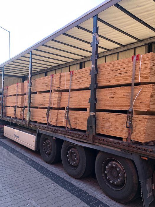 Płyta wiórowa 8- 9 mm