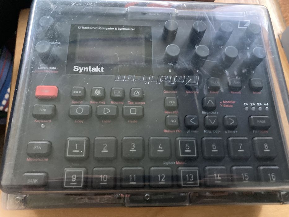 Elektron Syntakt