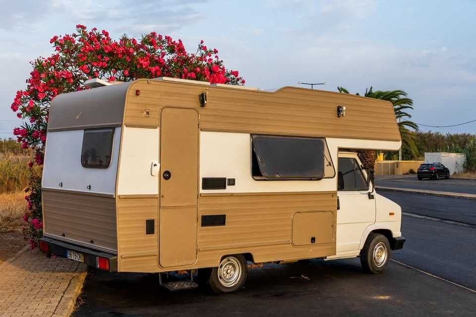Peugeot J5 Autocaravana Vintage | Restaurada
