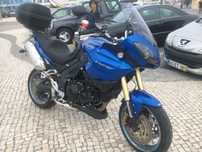 Triumph tiger 1050