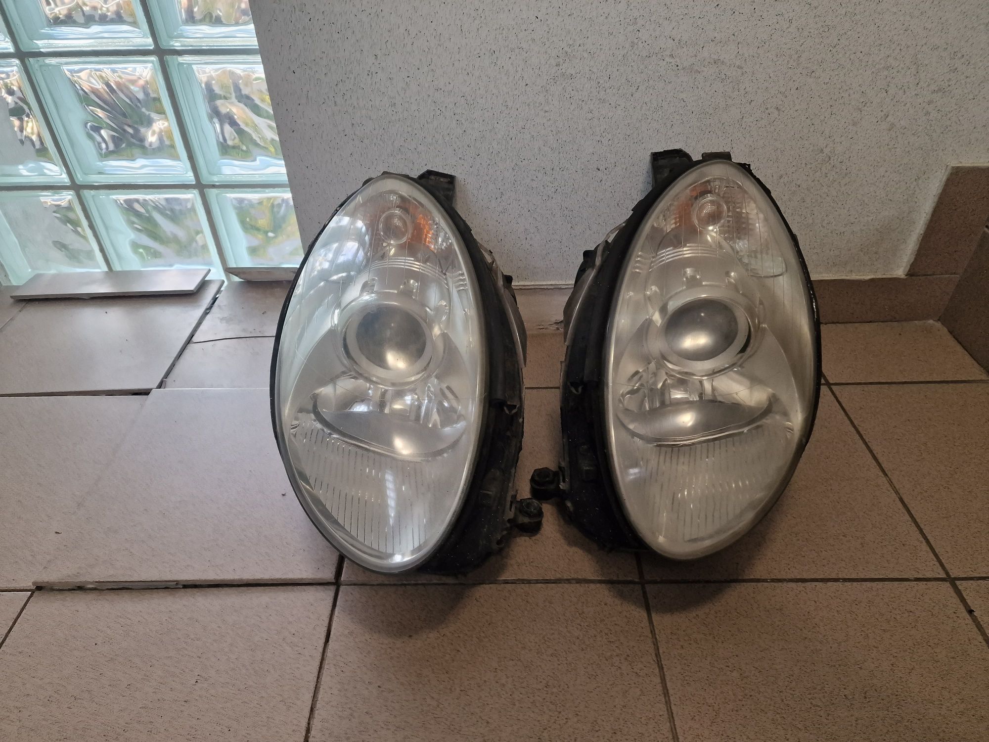 Komplet lamp do Mercedes-Benz  R-Klasa W251 H7