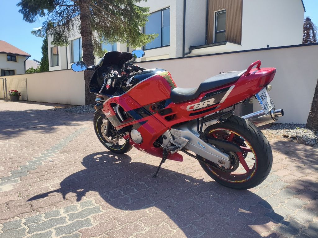 Honda CBR 600 F2