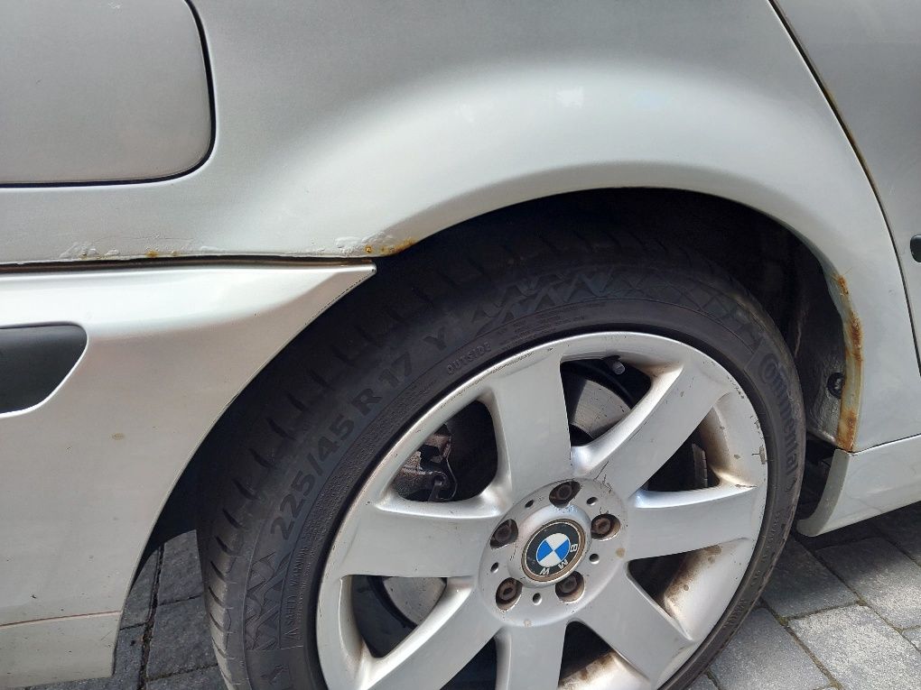 BMW 330i Touring E46