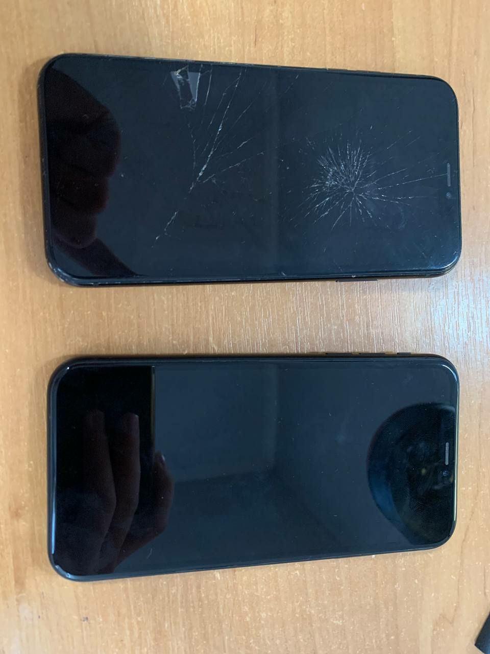 2 Iphone xr icloud ціляком або по запчастинах